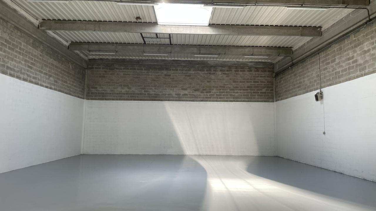 Entrepôt Coignières 1314m² Location entrepôt Coignières Yvelines OLLOG2001318 5